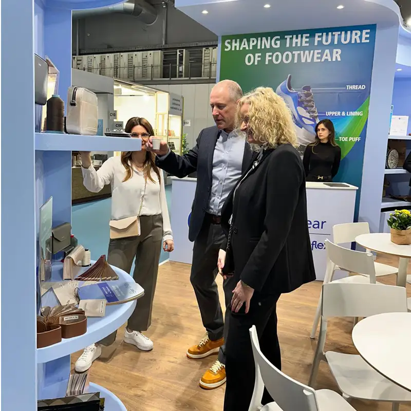 Stand Coats footwear, Linea Pelle Fair