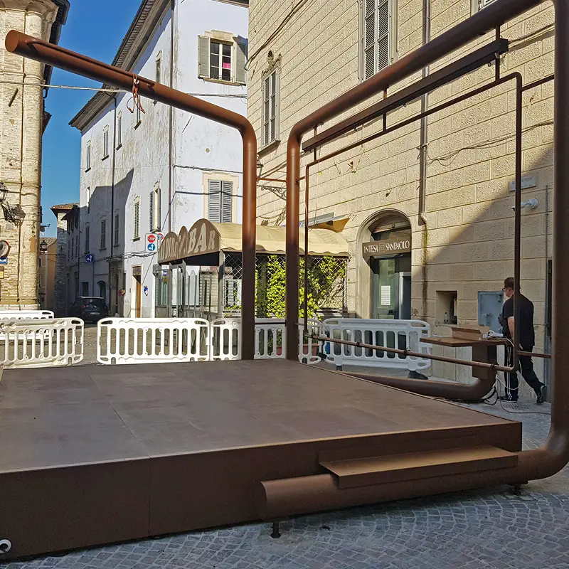 Palco piazza Ginevra, Pergola